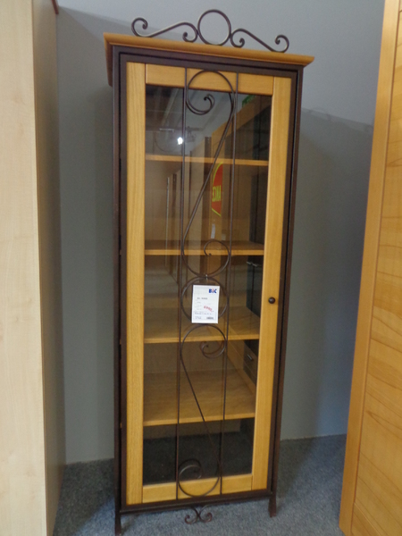 K 0922 skříň úzká - výprodej 